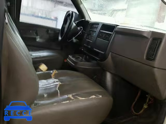 2005 CHEVROLET EXPRESS G1 1GCFG15X451153029 image 4