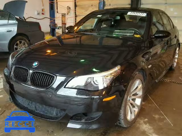 2008 BMW M5 WBSNB93538CX10380 зображення 1