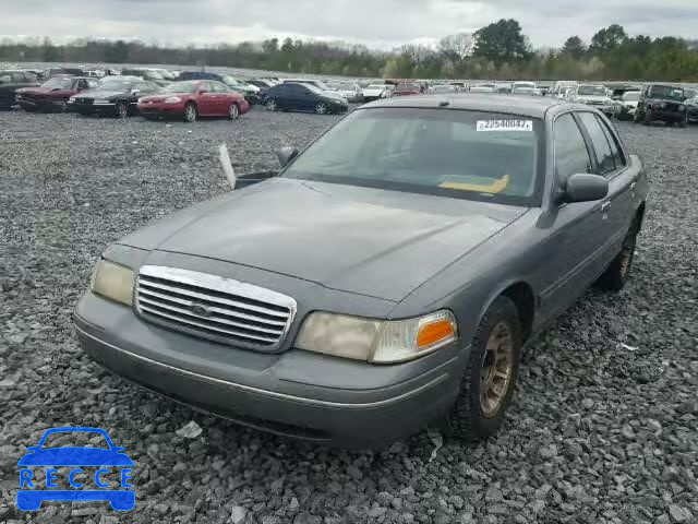 1998 FORD CROWN VICT 2FAFP74W3WX135003 image 1