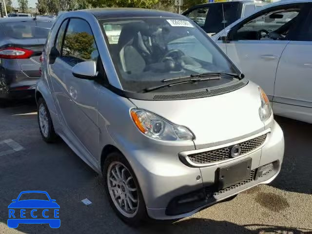 2013 SMART FORTWO ELE WMEEJ9AA6DK725676 Bild 0