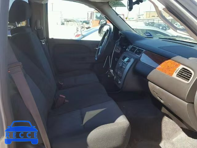 2013 GMC YUKON SLE 1GKS1AE04DR307956 image 4