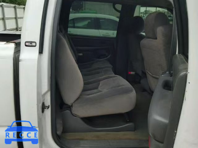 2004 GMC SIERRA C25 1GTGC23U84F124021 image 5