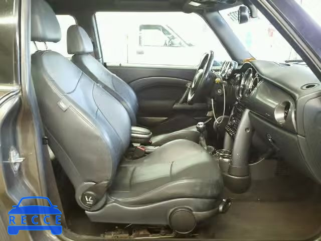 2006 MINI COOPER S WMWRE33516TL16917 image 4