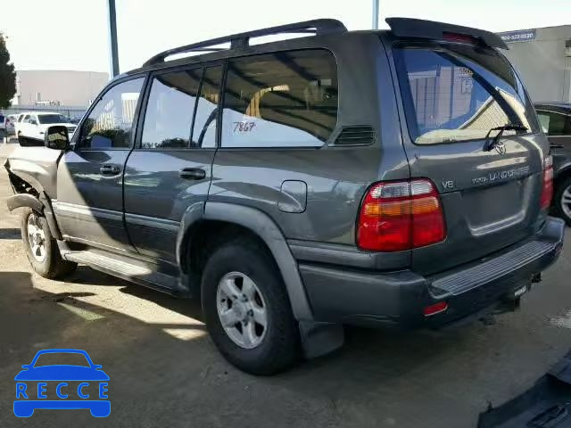 1999 TOYOTA LANDCRUISE JT3HT05J9X0024940 image 2