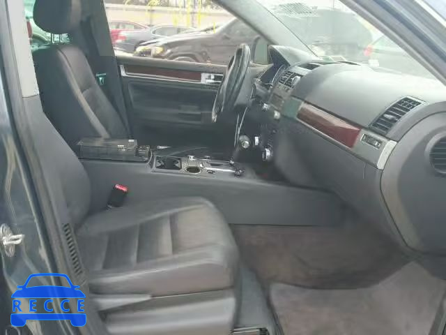 2005 VOLKSWAGEN TOUAREG 3. WVGZG77L05D029702 image 4