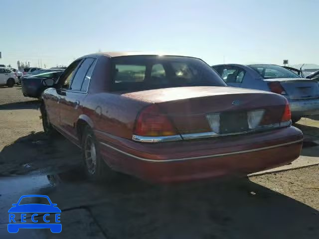 1999 FORD CROWN VICT 2FAFP74W9XX124931 image 2
