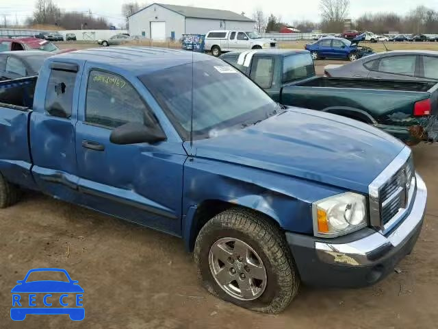 2005 DODGE DAKOTA SLT 1D7HW42N75S166762 image 8