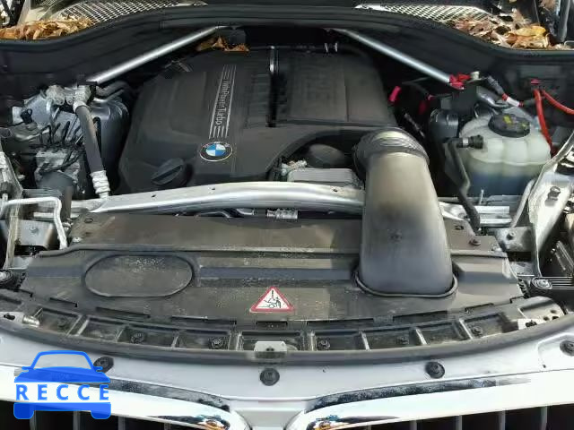 2016 BMW X5 XDRIVE3 5UXKR0C57G0P24024 Bild 6