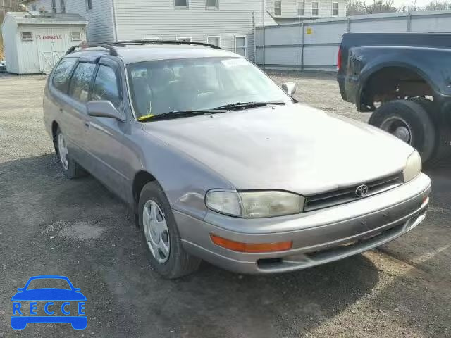 1992 TOYOTA CAMRY LE 4T1VK12W5NU042750 image 0