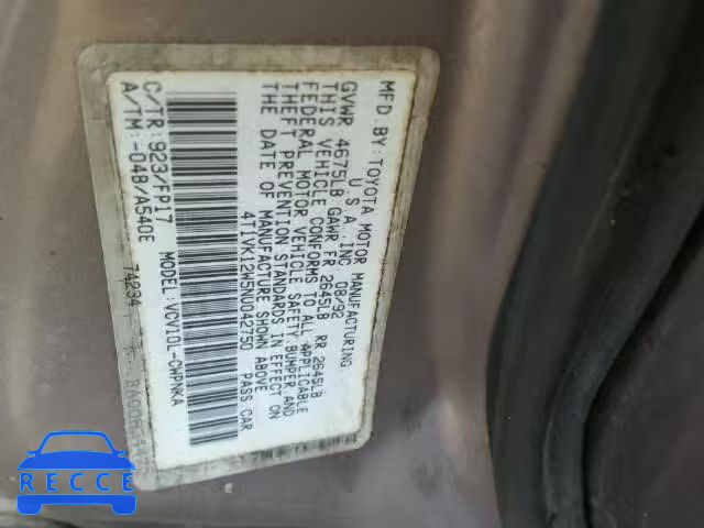 1992 TOYOTA CAMRY LE 4T1VK12W5NU042750 image 9