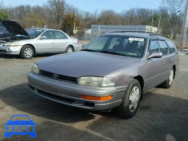 1992 TOYOTA CAMRY LE 4T1VK12W5NU042750 image 1