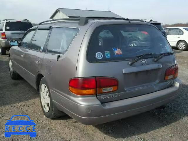 1992 TOYOTA CAMRY LE 4T1VK12W5NU042750 image 2