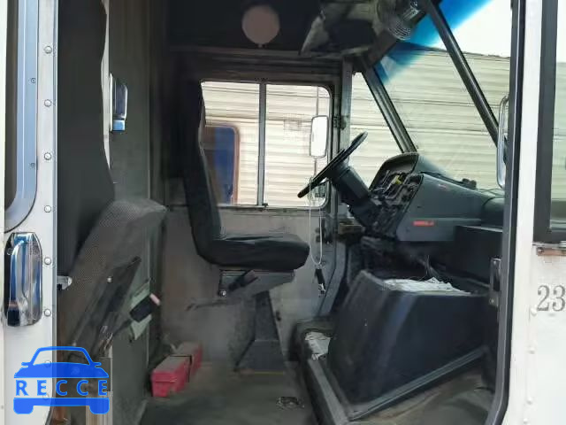 2001 FREIGHTLINER M LINE WAL 4UZAANBW81CJ22438 зображення 4