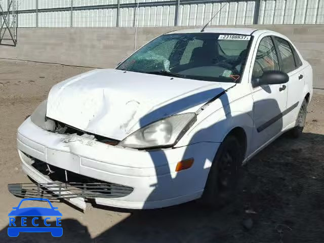 2000 FORD FOCUS LX 1FAFP33P6YW335553 Bild 1