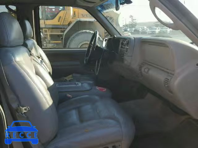 1998 CHEVROLET TAHOE K150 1GNEK13R2WJ378363 image 4