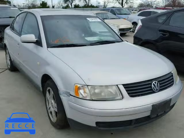 2000 VOLKSWAGEN PASSAT GLX WVWPD23B7YE199896 Bild 0