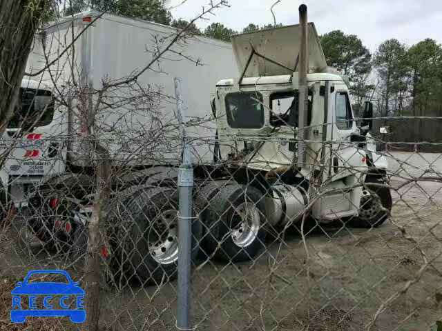 2016 FREIGHTLINER CASCADIA 1 3AKJGED52GSHD8468 Bild 3