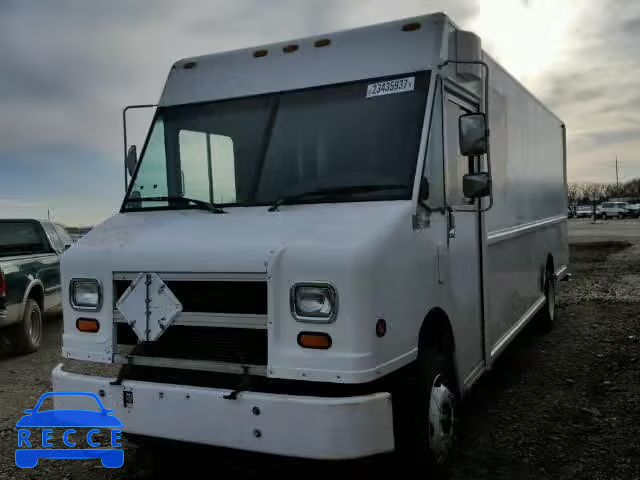 2000 FREIGHTLINER M LINE WAL 4UZA5FAC6YCG63745 Bild 1