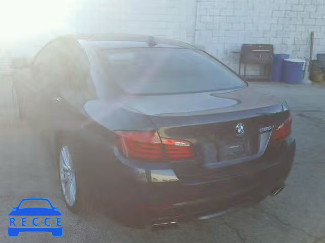 2011 BMW 550I WBAFR9C55BC618327 Bild 2