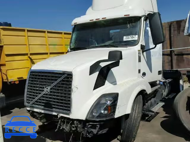 2016 VOLVO VNL 4V4N39EH7GN973684 Bild 1