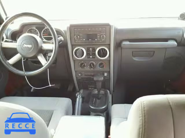 2009 JEEP WRANGLER U 1J4GA59159L783911 image 8