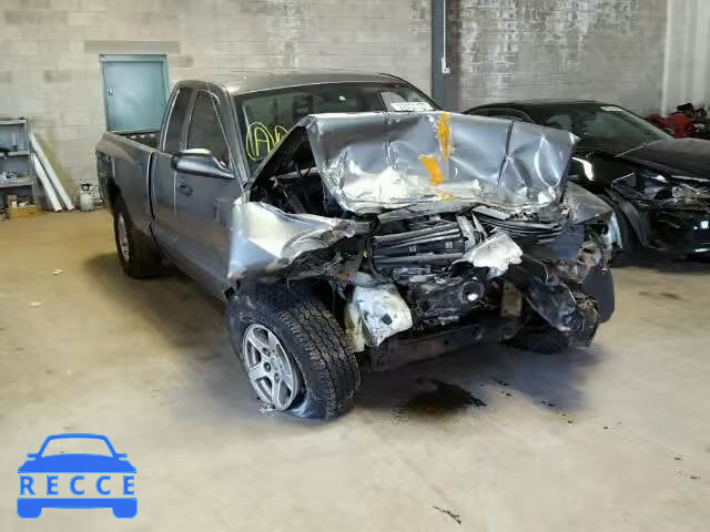 2005 DODGE DAKOTA SLT 1D7HW42N95S331162 image 0