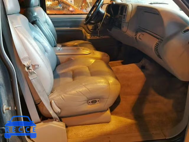 1997 GMC YUKON 1GKEK13R9VJ704932 image 4