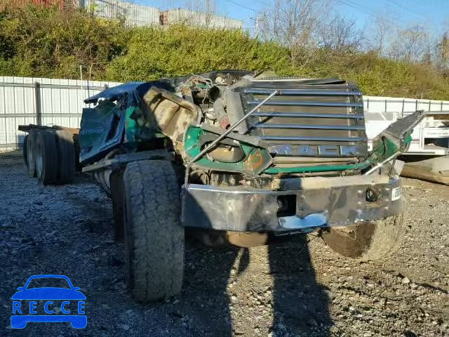 2007 MACK 700 1M2AT04CX7M004457 image 0