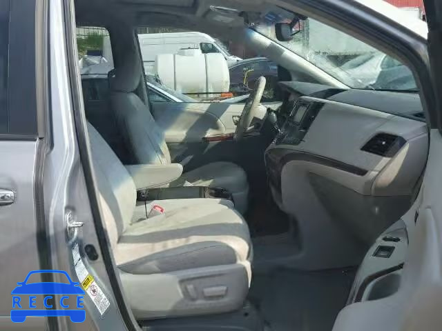 2014 TOYOTA SIENNA XLE 5TDDK3DC9ES090612 image 4