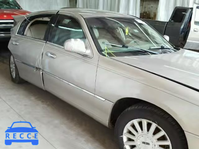 2003 LINCOLN TOWN CAR S 1LNHM82W83Y653085 Bild 8