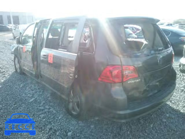 2010 VOLKSWAGEN ROUTAN SE 2V4RW3D12AR209313 зображення 2