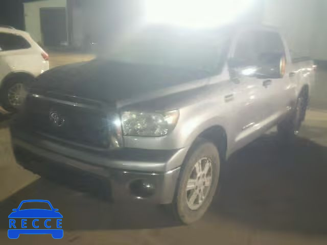 2010 TOYOTA TUNDRA CREWMAX 5TFEY5F12AX081328 image 1