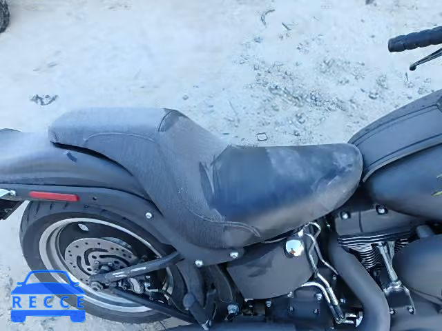 2009 HARLEY-DAVIDSON FXSTB 1HD1JA5119Y034311 Bild 5