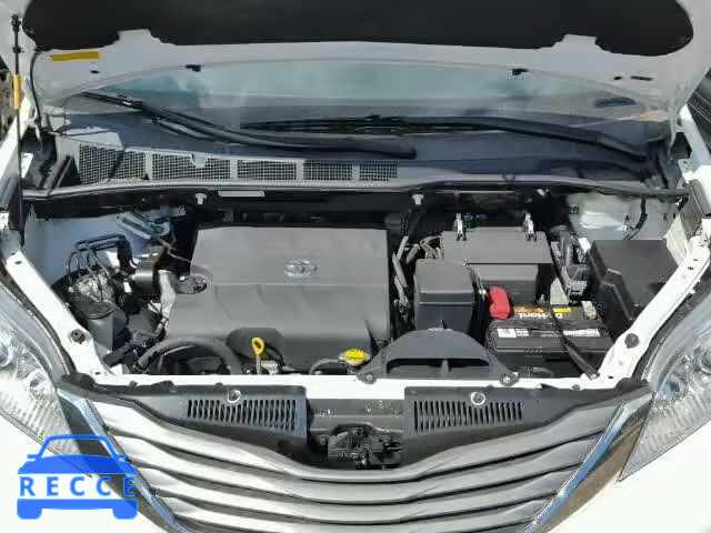 2013 TOYOTA SIENNA XLE 5TDYK3DC3DS344329 image 6