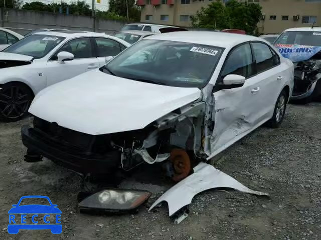 2013 VOLKSWAGEN PASSAT S 1VWAP7A36DC002564 image 1