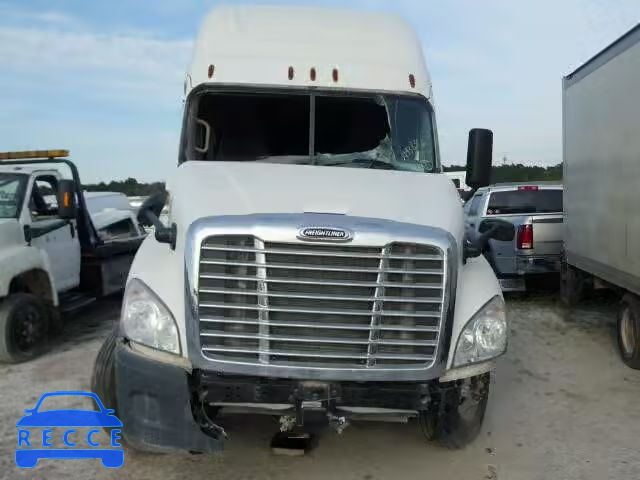 2016 FREIGHTLINER CASCADIA 1 1FUJGLD50GLGY5984 image 9