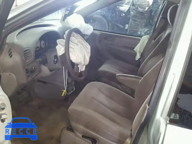 2003 CHRYSLER VOYAGER LX 1C8GJ45363B218618 image 4