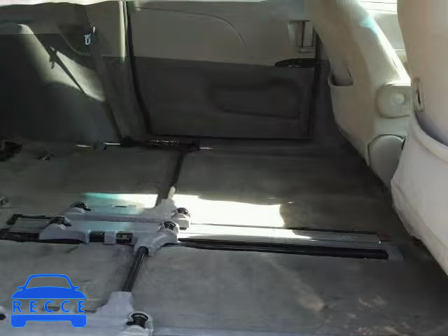 2012 TOYOTA SIENNA LE 5TDKK3DC8CS268580 image 5