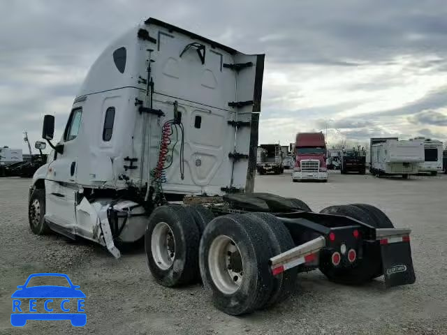 2016 FREIGHTLINER CASCADIA 1 3AKJGLD54GSGW7220 Bild 2