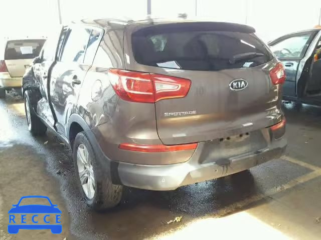 2011 KIA SPORTAGE L KNDPBCA28B7081902 image 2