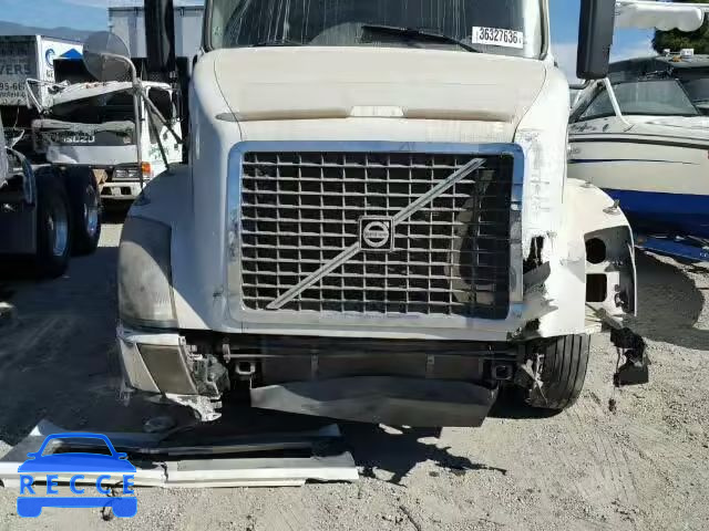 2008 VOLVO VNL 4V4NC9TG88N264676 Bild 9