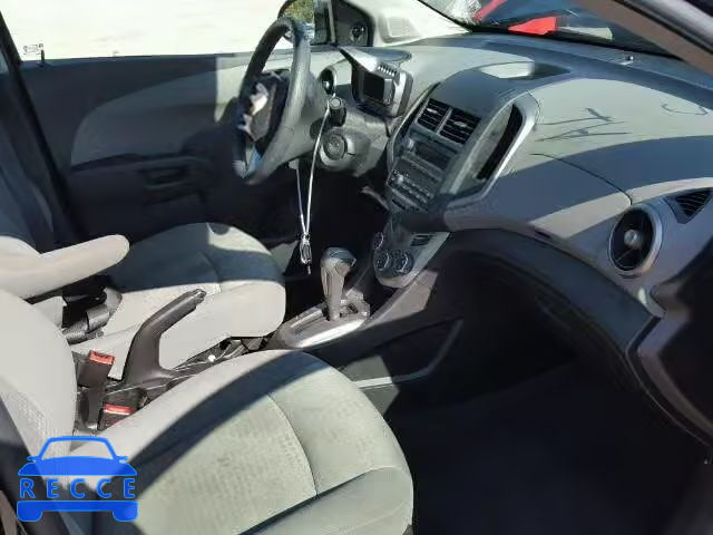 2015 CHEVROLET SONIC LS 1G1JA5SH8F4214147 image 4