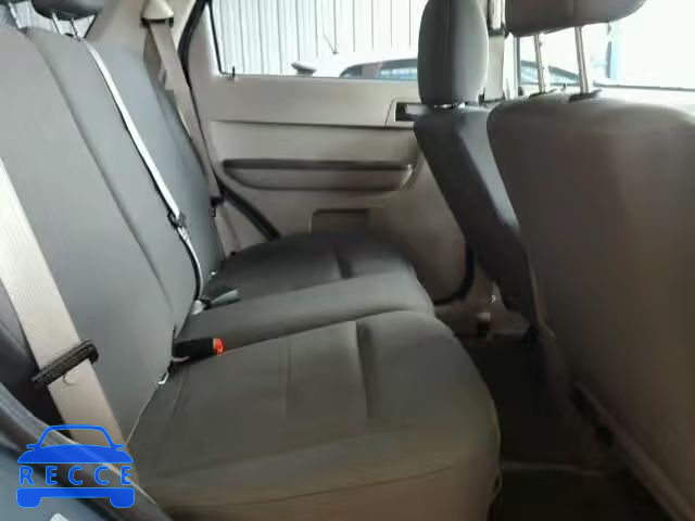 2010 FORD ESCAPE XLS 1FMCU9C70AKC63234 image 5