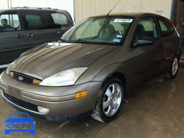 2000 FORD FOCUS ZX3 3FAFP3139YR241718 image 1