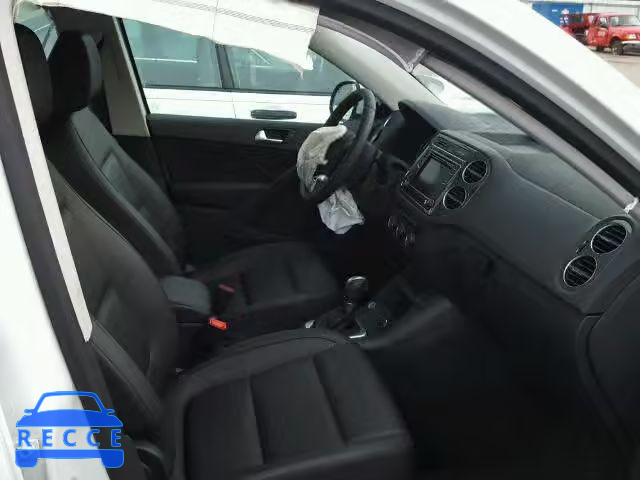 2017 VOLKSWAGEN TIGUAN S WVGBV7AX6HW509867 Bild 4