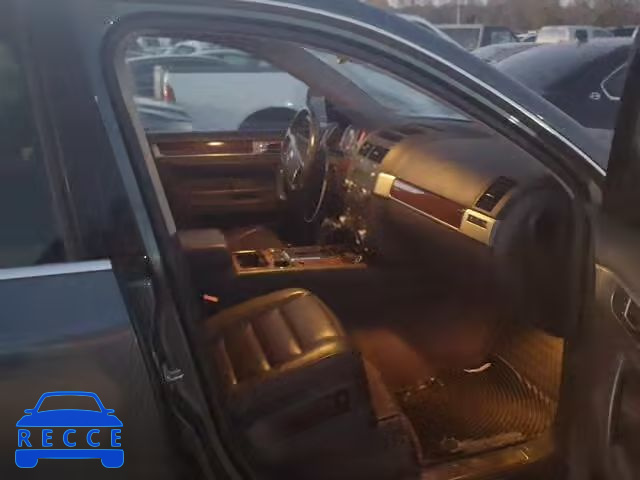 2004 VOLKSWAGEN TOUAREG 4. WVGCM77LX4D043491 image 4