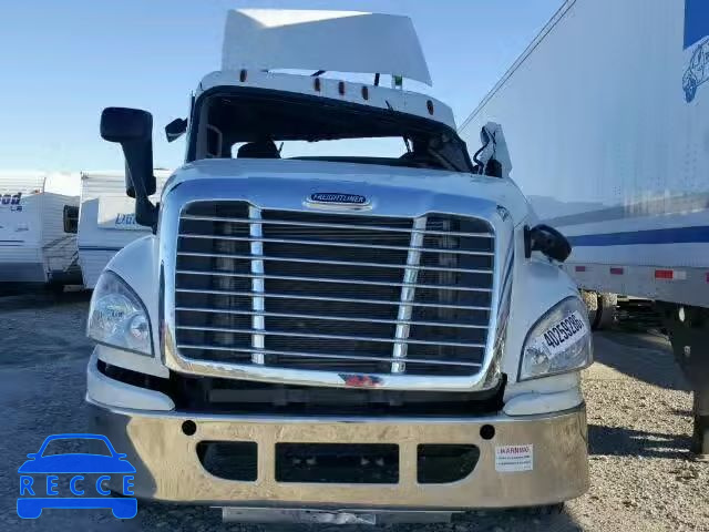 2016 FREIGHTLINER CASCADIA 1 3AKJGED54GDHN4292 Bild 8