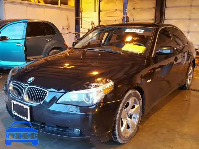 2007 BMW 525I WBANE53547CW68806 зображення 1