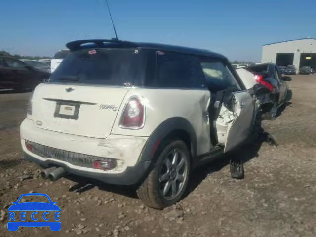 2009 MINI COOPER S WMWMF735X9TX40972 image 3