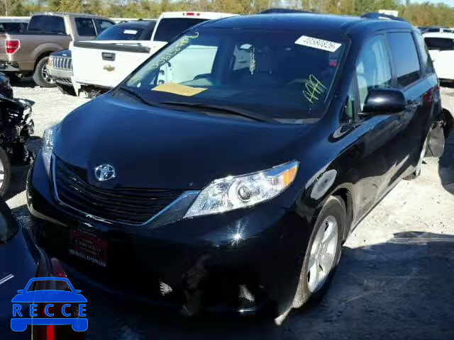 2015 TOYOTA SIENNA LE 5TDKK3DC3FS611056 image 1